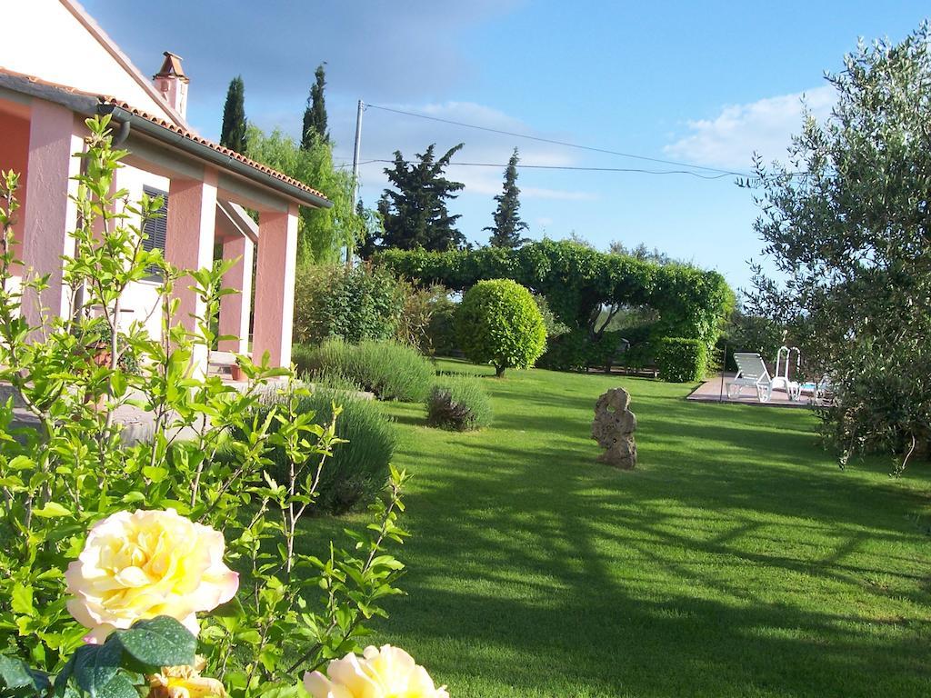 Agriturismo Il Grillo Parlante Pitigliano Exterior foto